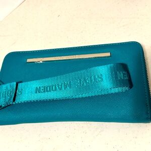 NWT Steve Madden Wristlet Wallet Teal